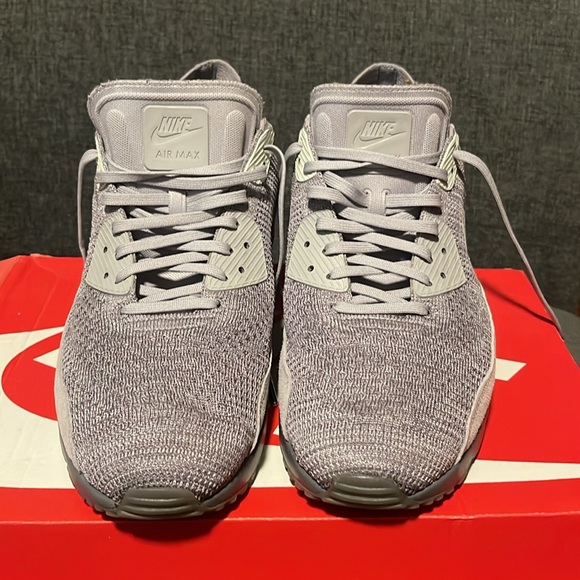 Nike Air Max 90 Ultra 2.0 Flyknit - Picture 2 of 13